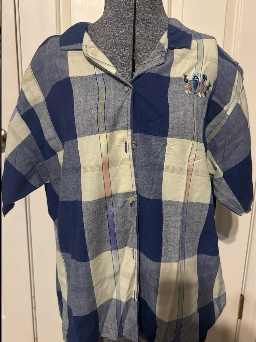 CHNGE Blue & Cream Short-Sleeve Plaid Button-Down Shirt